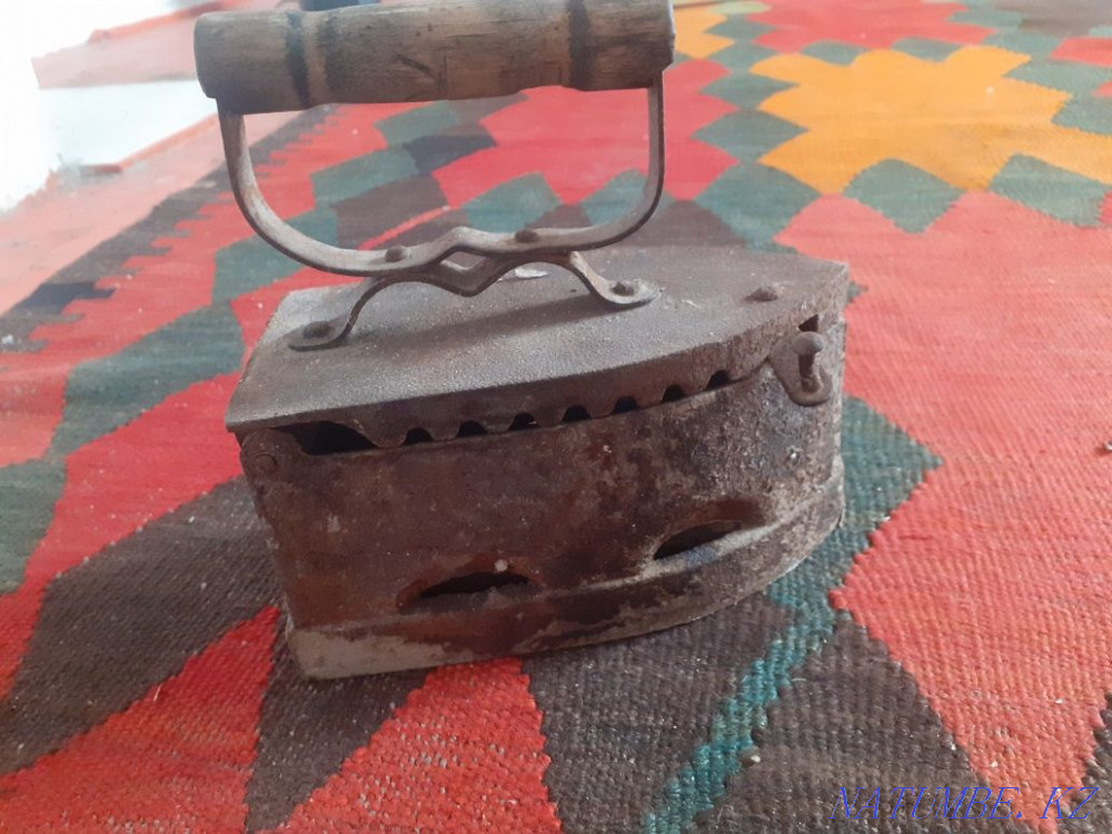 Suvinir iron satylada Алмалы - photo 1