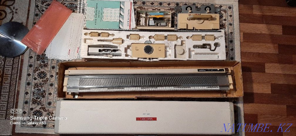 Срочно!!!Срочно!!!Срочно!!!Тоқыма машина Silver Reed 280  отбасы  - изображение 2