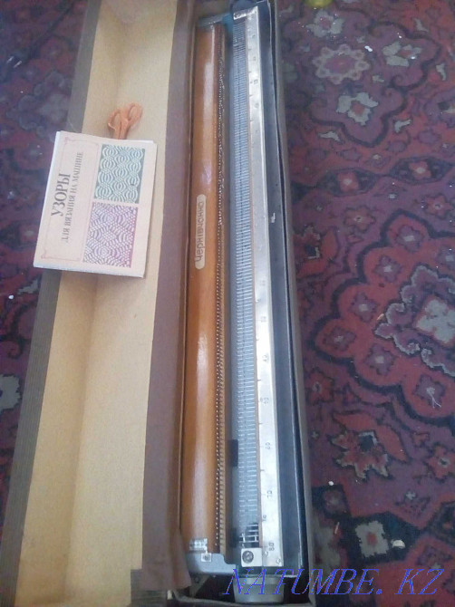 I sell a knitting machine Chernivchanka Karagandy - photo 1