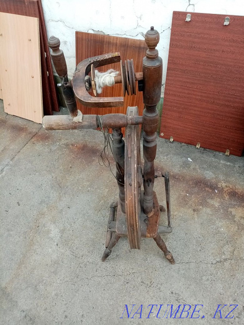 Old spinning wheel Ust-Kamenogorsk - photo 2
