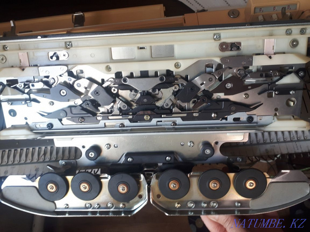 Knitting machine BROTHER KH 260 3 classes  - photo 4
