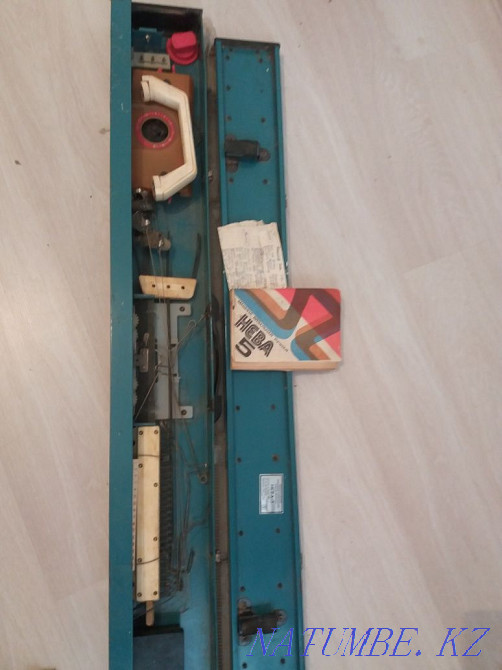 Knitting machine Neva-5 USSR-antiques working Atyrau - photo 1