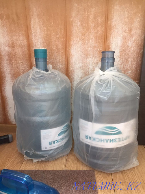 Water pump and 2 bottles Almaty - photo 2