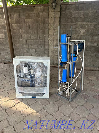 Hinged street water vending machine for water treatment Каменка - photo 2