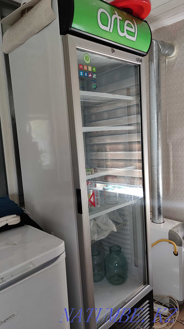 Display refrigerator  - photo 2