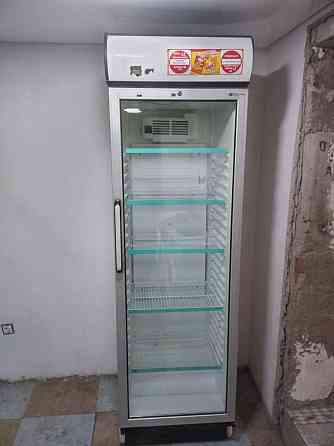 Продаётся ветринный холодильник Astana