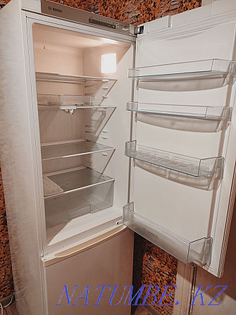 I will sell the refrigerator for only 45000 tenge Kokshetau - photo 2