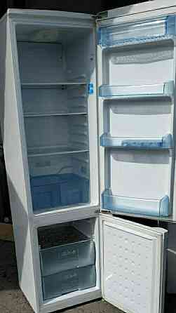 Продам в идеальном состоянии холодильники 