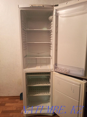 Продам холодильник Индезит Экибастуз - изображение 3