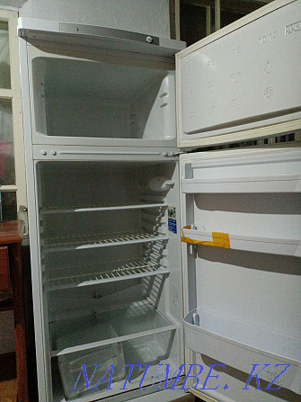 Продам два холодильника в рабочем состоянии  - изображение 2