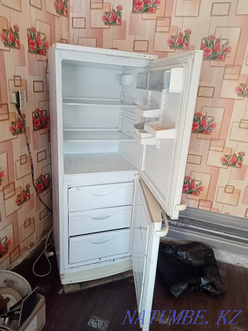 I will sell the refrigerator rn Protection Ust-Kamenogorsk - photo 2