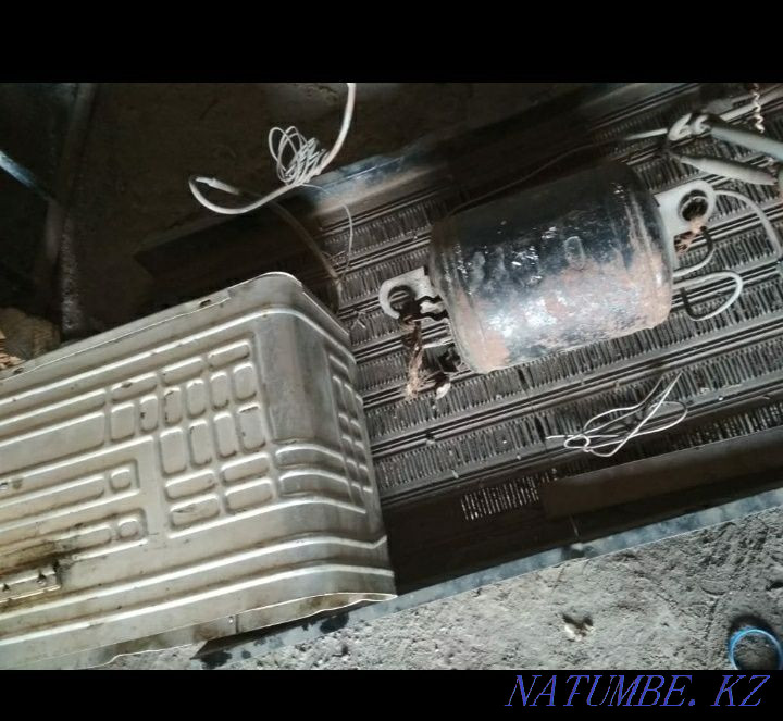 refrigerator motor  - photo 1