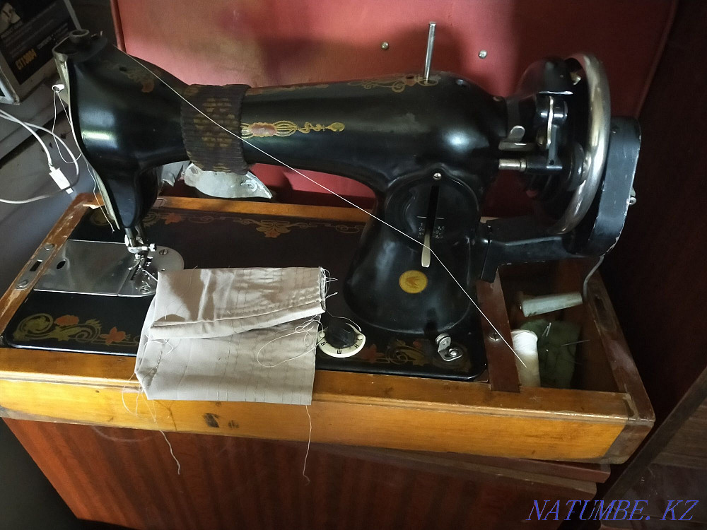 Продается холодильник и швейный машинка , морозильник Талгар - изображение 3