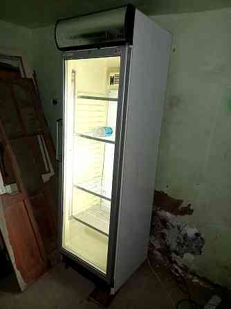 Продам витрины холодильник в рабочем состоянии чистый . Taraz