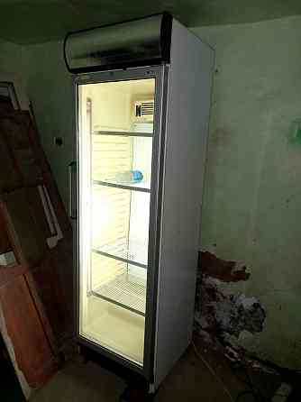 Продам витрины холодильник в рабочем состоянии чистый . Taraz