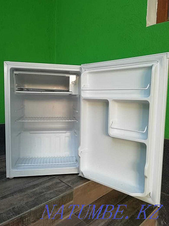 Холодильник маленький  - изображение 2