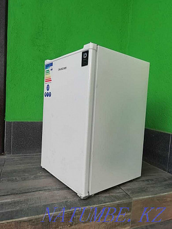 Refrigerator small  - photo 3