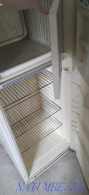 Refrigerator Biryusa 7EU Oral - photo 2