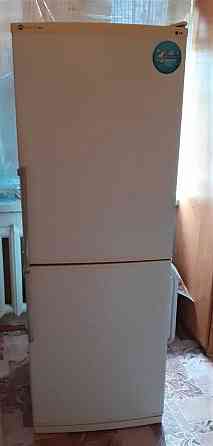 Продам 2-камерный холодильник LG Kostanay