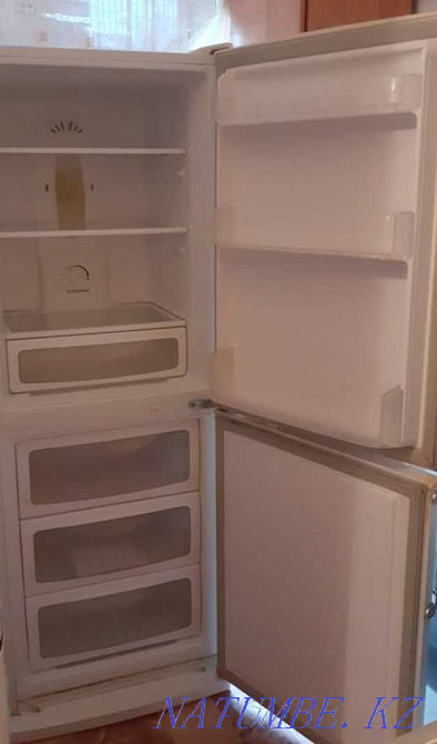 I will sell the 2-chamber LG refrigerator Kostanay - photo 1