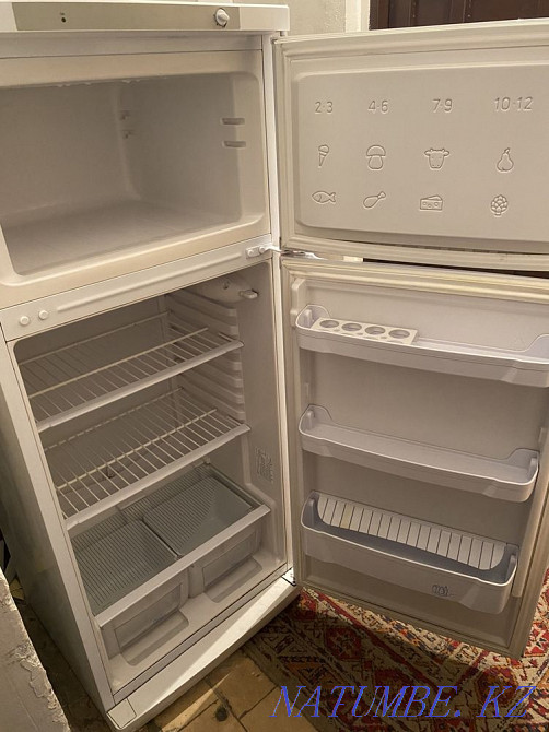 Продается Холодильник Indesit Алматы - изображение 2