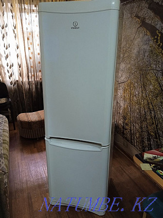 Продам холодильник Индезит Алматы - изображение 1