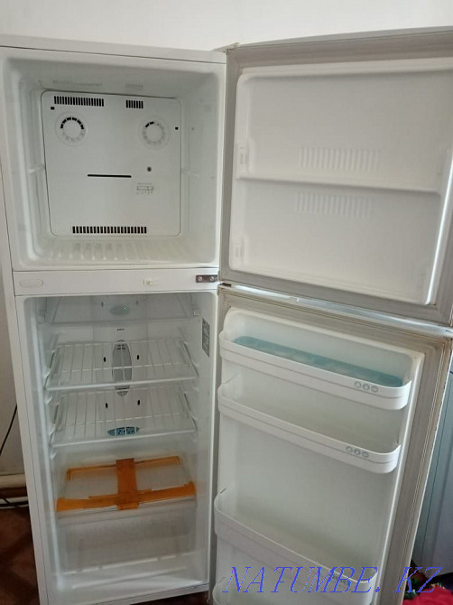 Refrigerator for sale 50 000tg  - photo 2