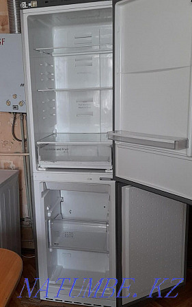 Refrigerator Bosch 80000  - photo 2