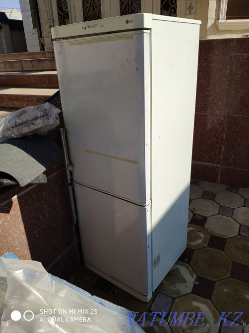 I will sell the refrigerator  - photo 1
