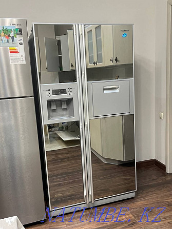 Двухдверный холодильник Алматы - изображение 1