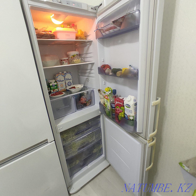 Продаётся холодильник! Астана - изображение 1