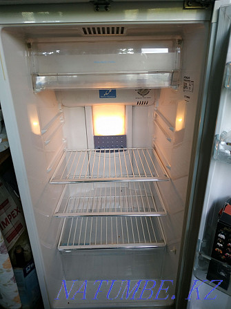 Холодильник HITACHI R-Z320AUK7K Гульдала - изображение 2
