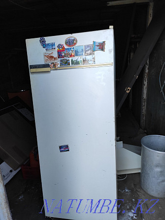 Selling Soviet working refrigerator in excellent condition Rudnyy - photo 1