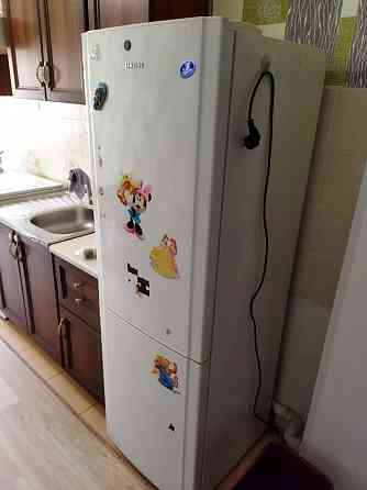 Продам холодильник Samsung  Ақтау 