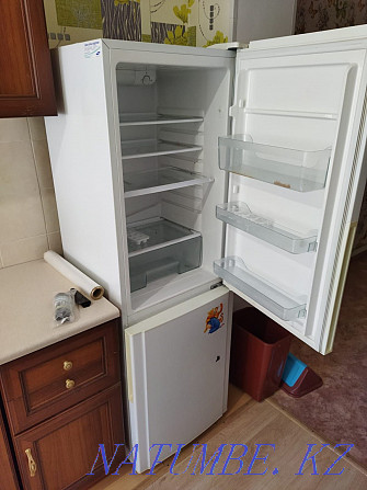 Продам холодильник Samsung Актау - изображение 2