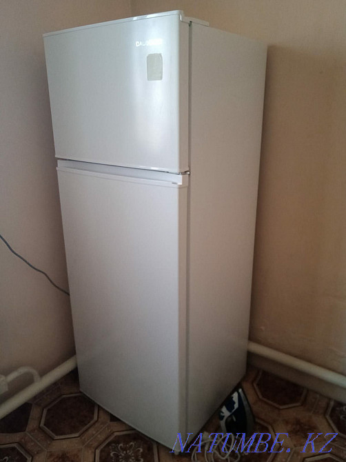 I will sell the refrigerator Astana - photo 2