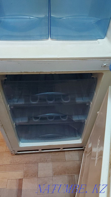 Продам холодильник  - изображение 1