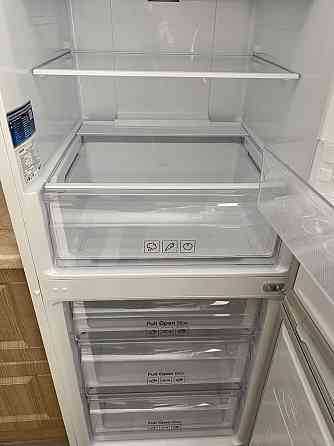 Холодильник в отличном состоянии SAMSUNG Semey