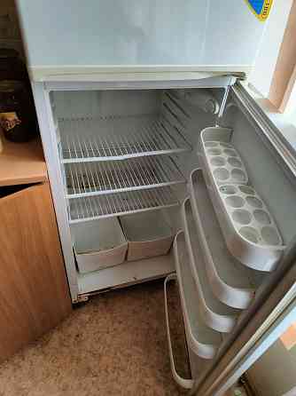 Срочно продам холодильник  Теміртау