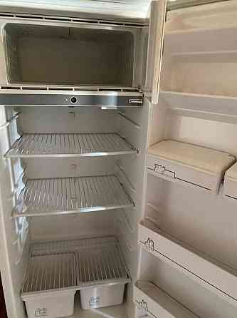 Продаю холодильник Караганда
