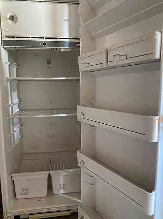 Продаю холодильник Караганда