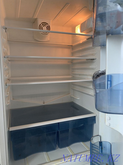 I will sell the refrigerator Astana - photo 2