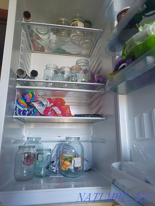 Продам холодильник Аксу - изображение 3