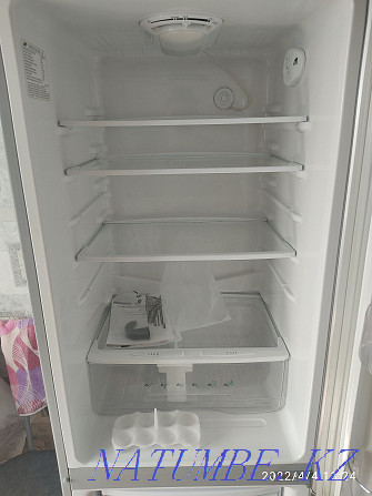 Холодильник SAMSUNG Семей - изображение 1