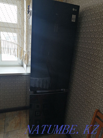 LG холодильник на запчасти. Почти новый, причину не знаем.Можно ремонт Актобе - изображение 1