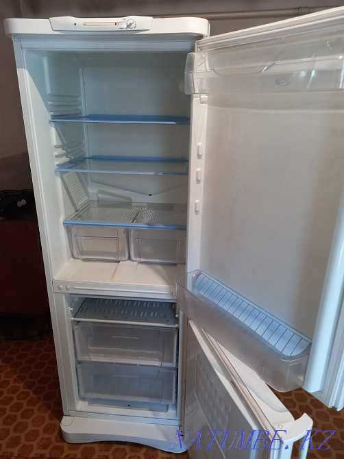 refrigerator for sale  - photo 1