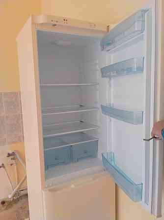 Продам холодильник Oral