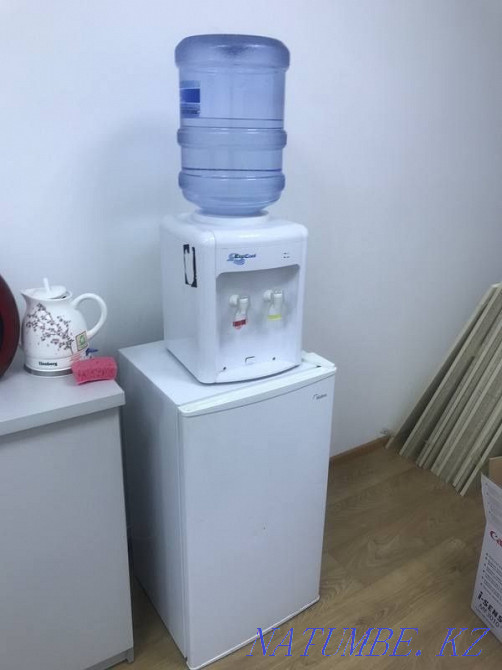 Срочно продаю холодильник фирмы Midea Астана - изображение 1