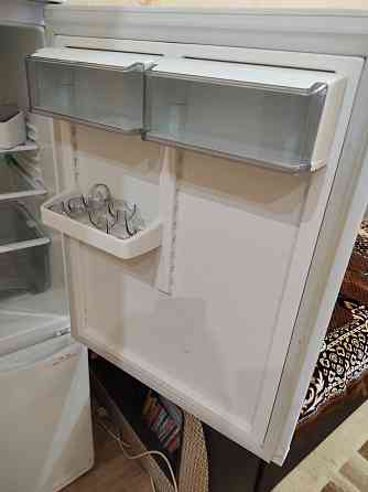 Продам холодильник в хорошем состоянии... Торг...  кенді