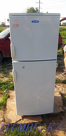 Холодильник Бирюса в хорошем состоянии.  - изображение 1